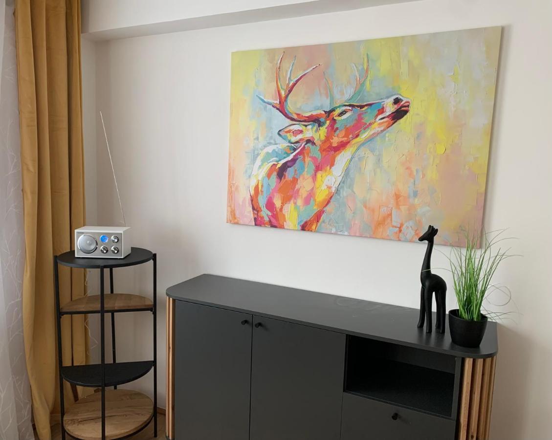 Air-conditioned, Quiet With A Terrace In Center Of St Poelten - Smart Tv Apartament